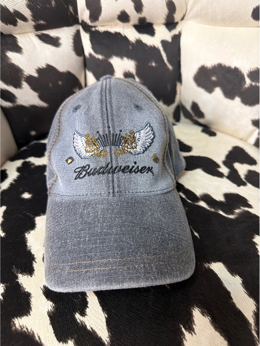 Budweiser Embroidered Gray Baseball Cap Hat